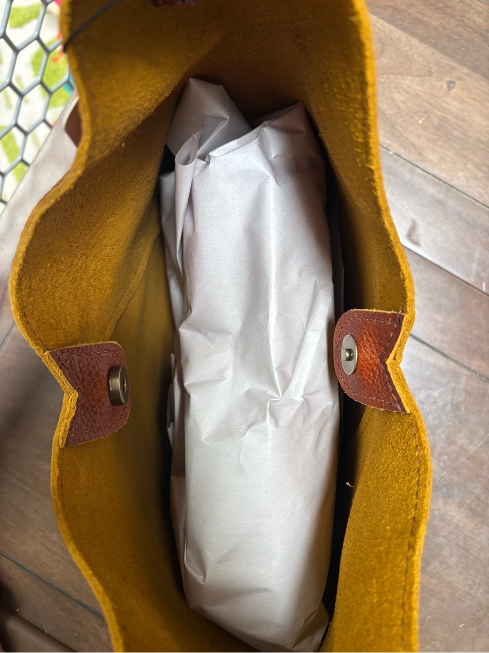 Portland Leather Large Naomi Shoulder Bag in Cognac Brown NWT! - Picture 5 of 5